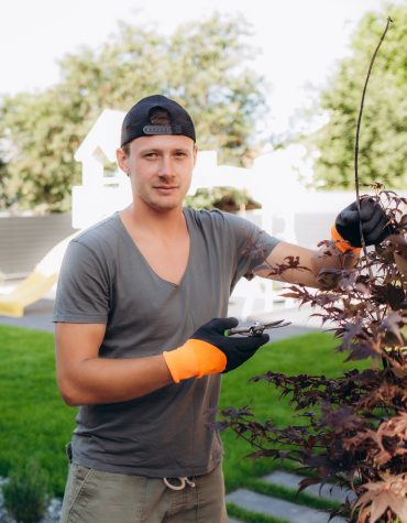 sasha | professional gardener at work gardener trimming g 2023 11 27 05 10 42 utc